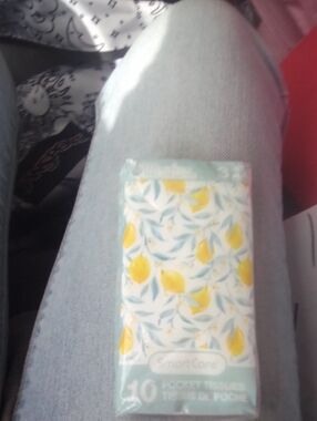 Lemon Pocket Tissues - Yellow Pattern